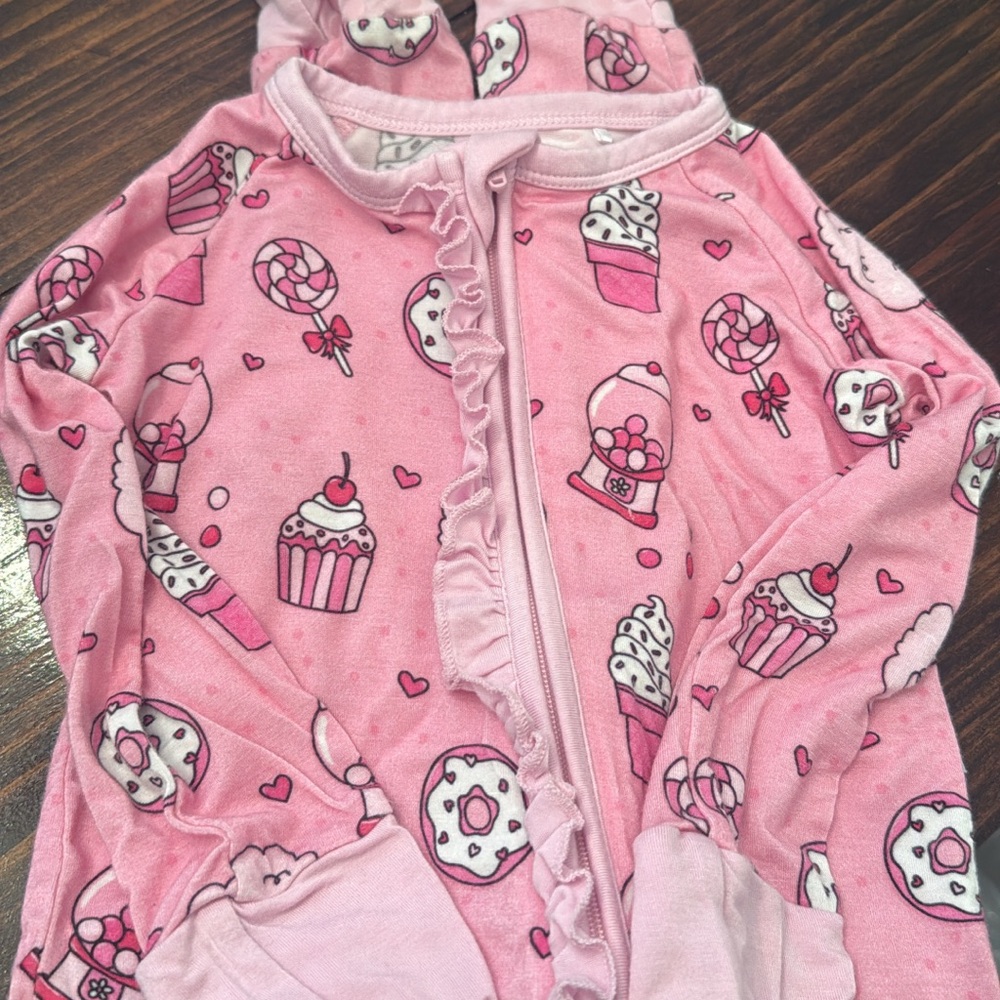 Kiki & Lulu Pink Sweet Treats Zippy